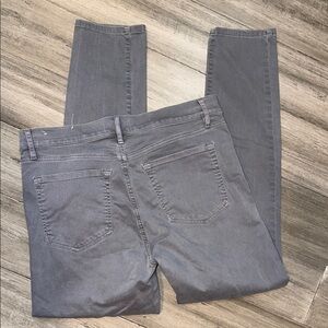 Size 8 / 29 LOFT Modern Skinny Gray Denim Pants